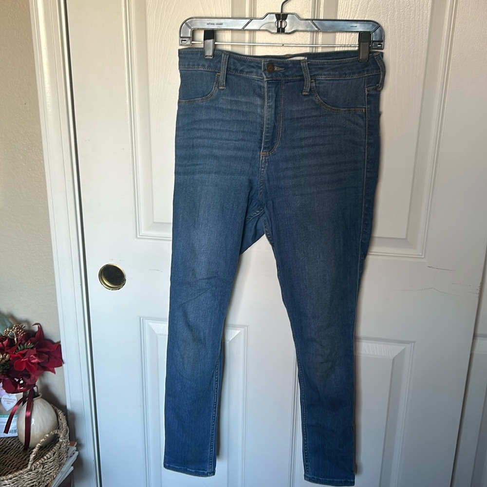 Hollister Curvy Jeggings